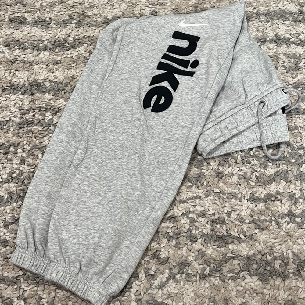 Nike Sweatpants